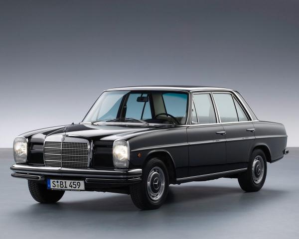 Фото Mercedes-Benz W114 I Седан