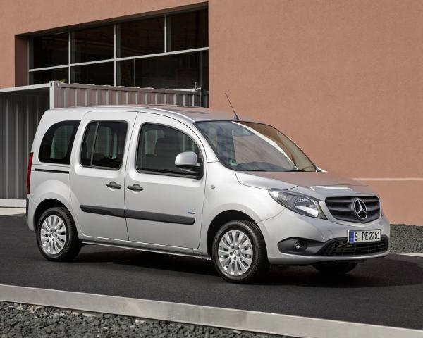 Фото Mercedes-Benz Citan I (W415) Компактвэн