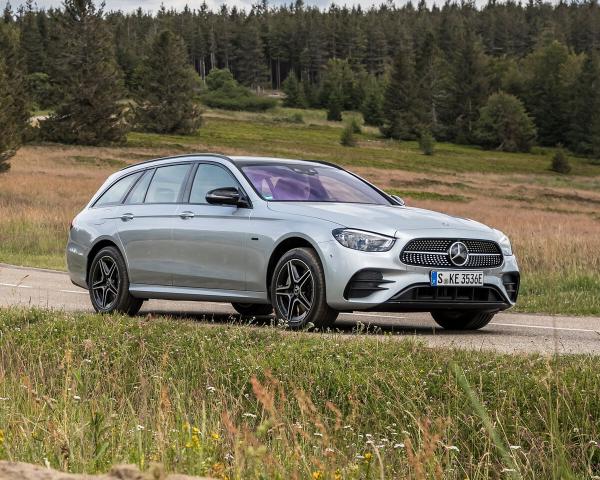 Фото Mercedes-Benz E-класс V (W213, S213, C238) Рестайлинг Универсал 5 дв.