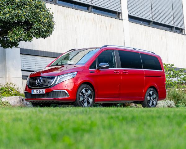 Фото Mercedes-Benz EQV I Минивэн