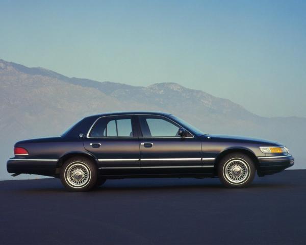 Фото Mercury Grand Marquis II Седан