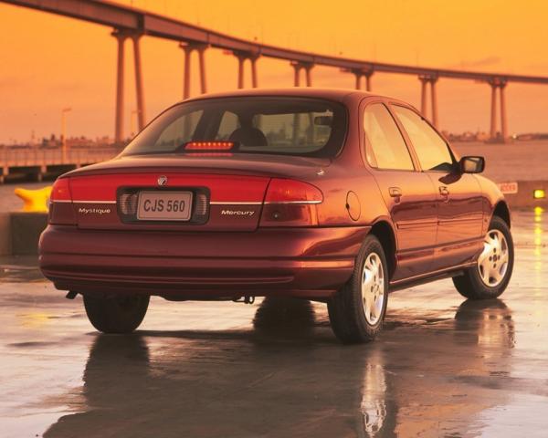 Фото Mercury Mystique I Седан