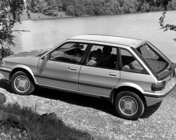 Фото MG Maestro I Хэтчбек 5 дв.