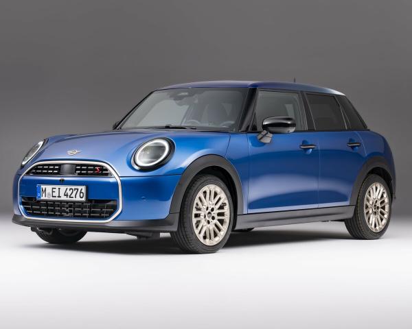 Фото Mini Hatch IV (F66/J01) Хэтчбек 5 дв.