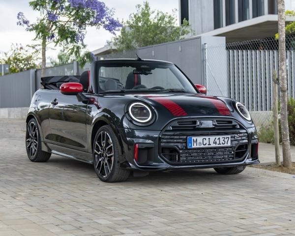 Фото Mini Cabrio IV Кабриолет JCW