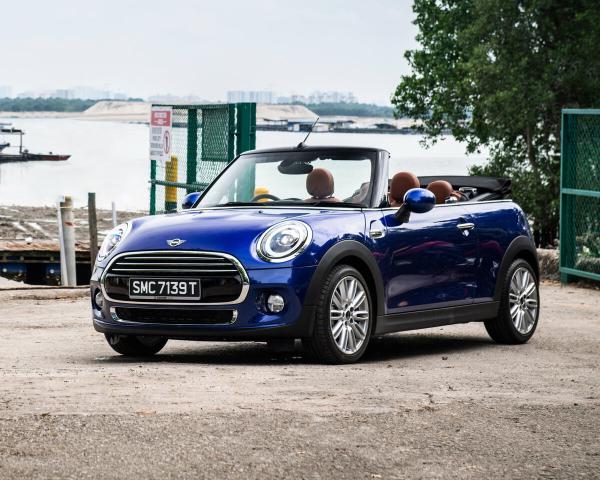 Фото Mini Cabrio III Рестайлинг Кабриолет