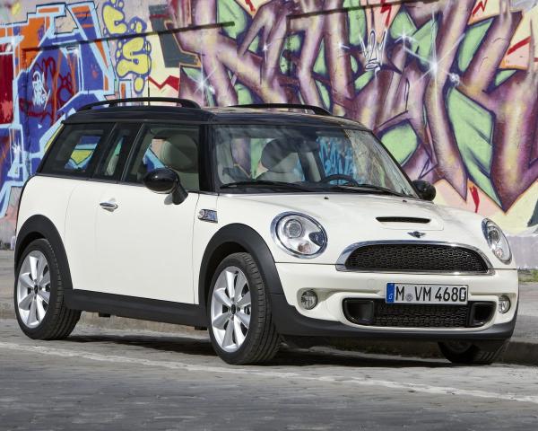 Фото Mini Clubman I Рестайлинг Хэтчбек 3 дв. Cooper S