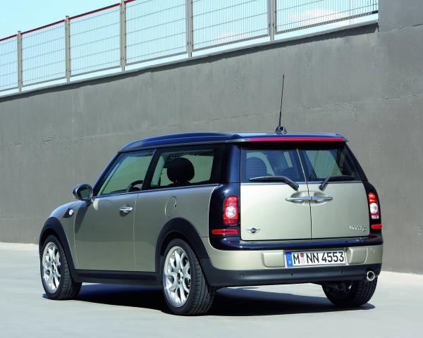 Фото Mini Clubman I Хэтчбек 3 дв.