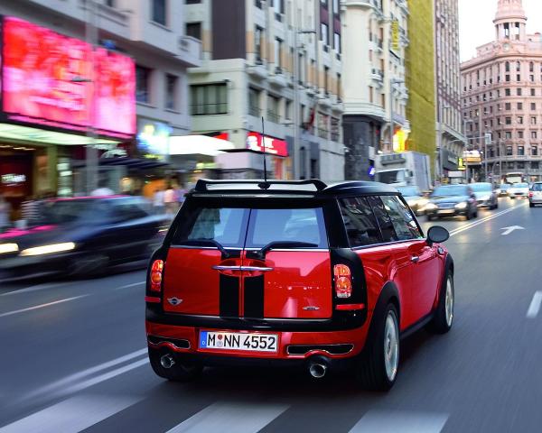 Фото Mini Clubman I Хэтчбек 3 дв. JCW