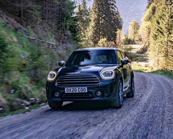 Фото Mini Countryman II Рестайлинг Внедорожник 5 дв.