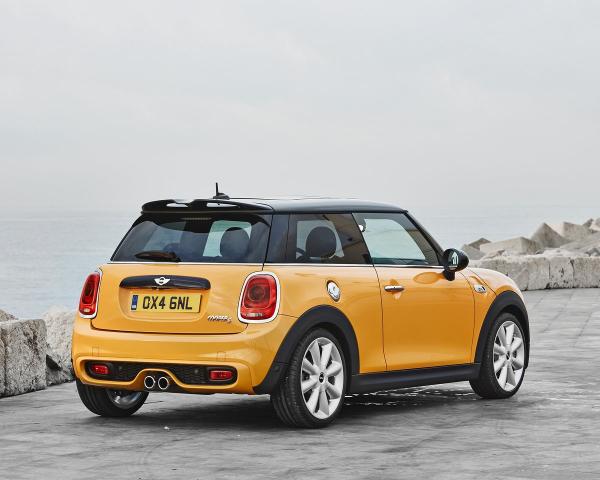 Фото Mini Hatch III (F55/F56) Хэтчбек 3 дв. Cooper S