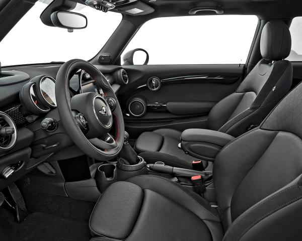 Фото Mini Hatch III (F55/F56) Хэтчбек 3 дв. Cooper S