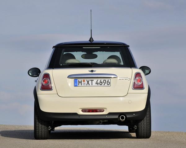 Фото Mini Hatch II (R56) Рестайлинг Хэтчбек 3 дв.