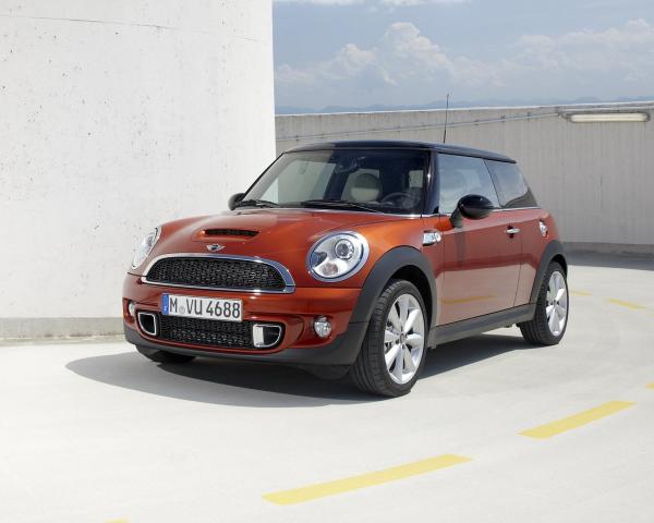 Фото Mini Hatch II (R56) Рестайлинг Хэтчбек 3 дв. Cooper S