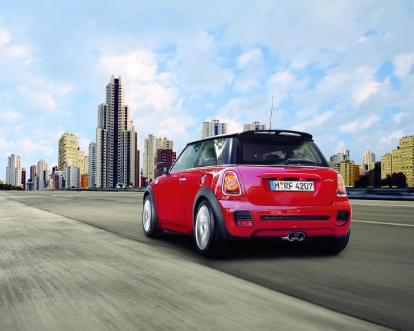 Фото Mini Hatch II (R56) Хэтчбек 3 дв. JCW