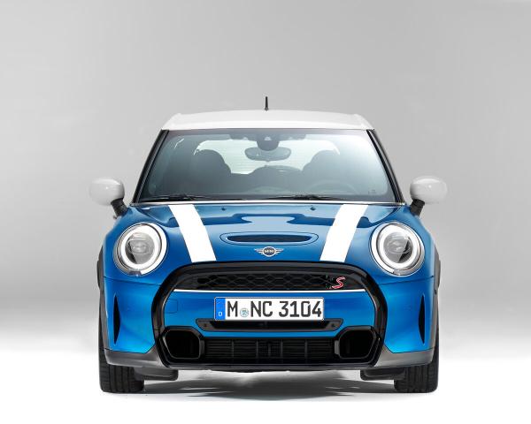 Фото Mini Hatch III (F55/F56) Рестайлинг 2 Хэтчбек 5 дв.