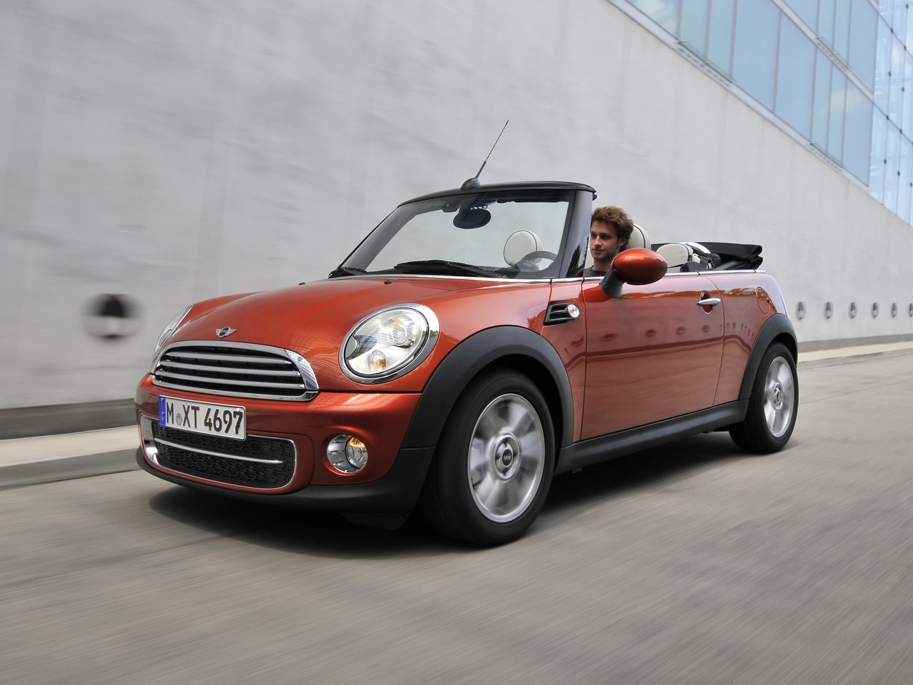 Фото Mini Cabrio II Рестайлинг