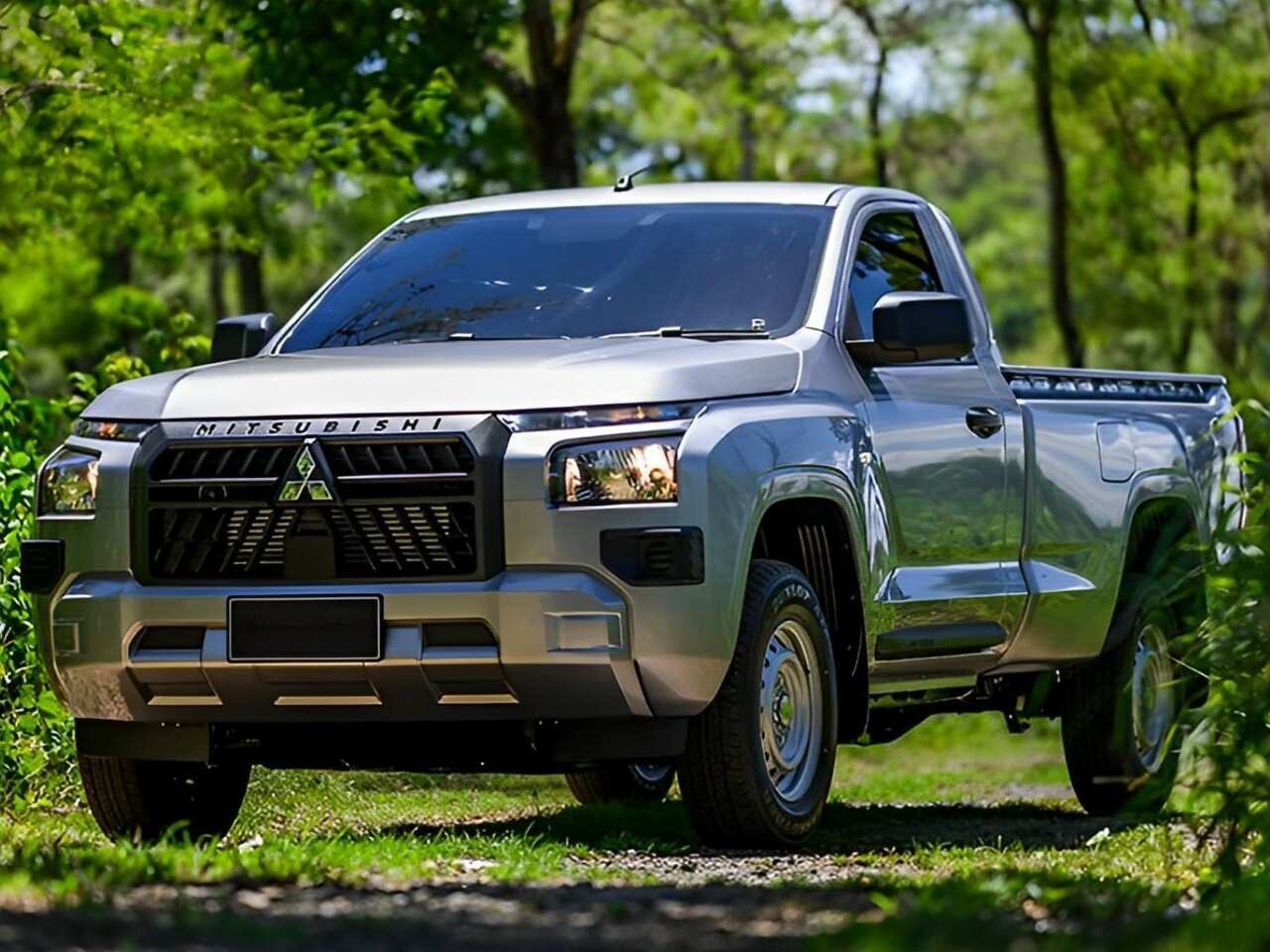 Фото Mitsubishi L200 VI