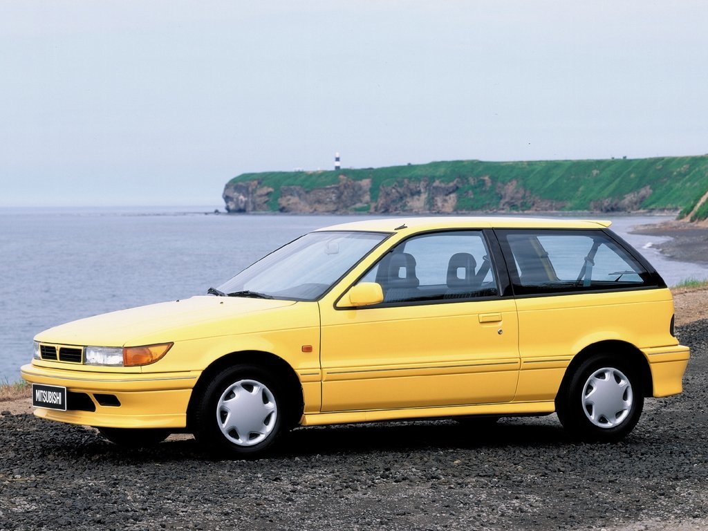 Фото Mitsubishi Colt III (C50)