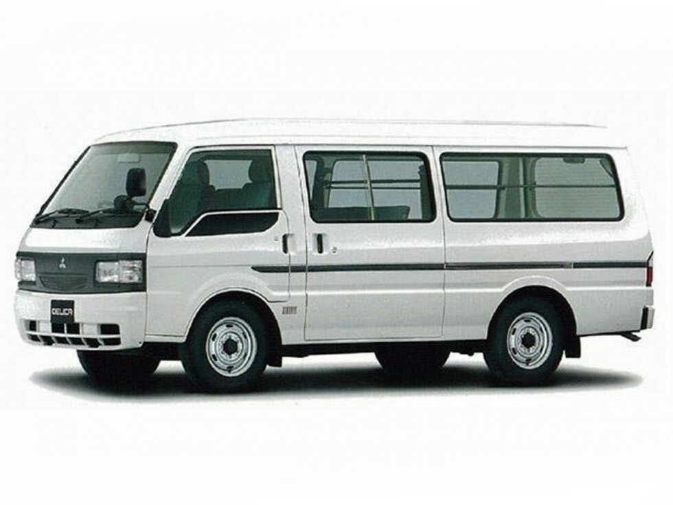 Фото Mitsubishi Delica IV