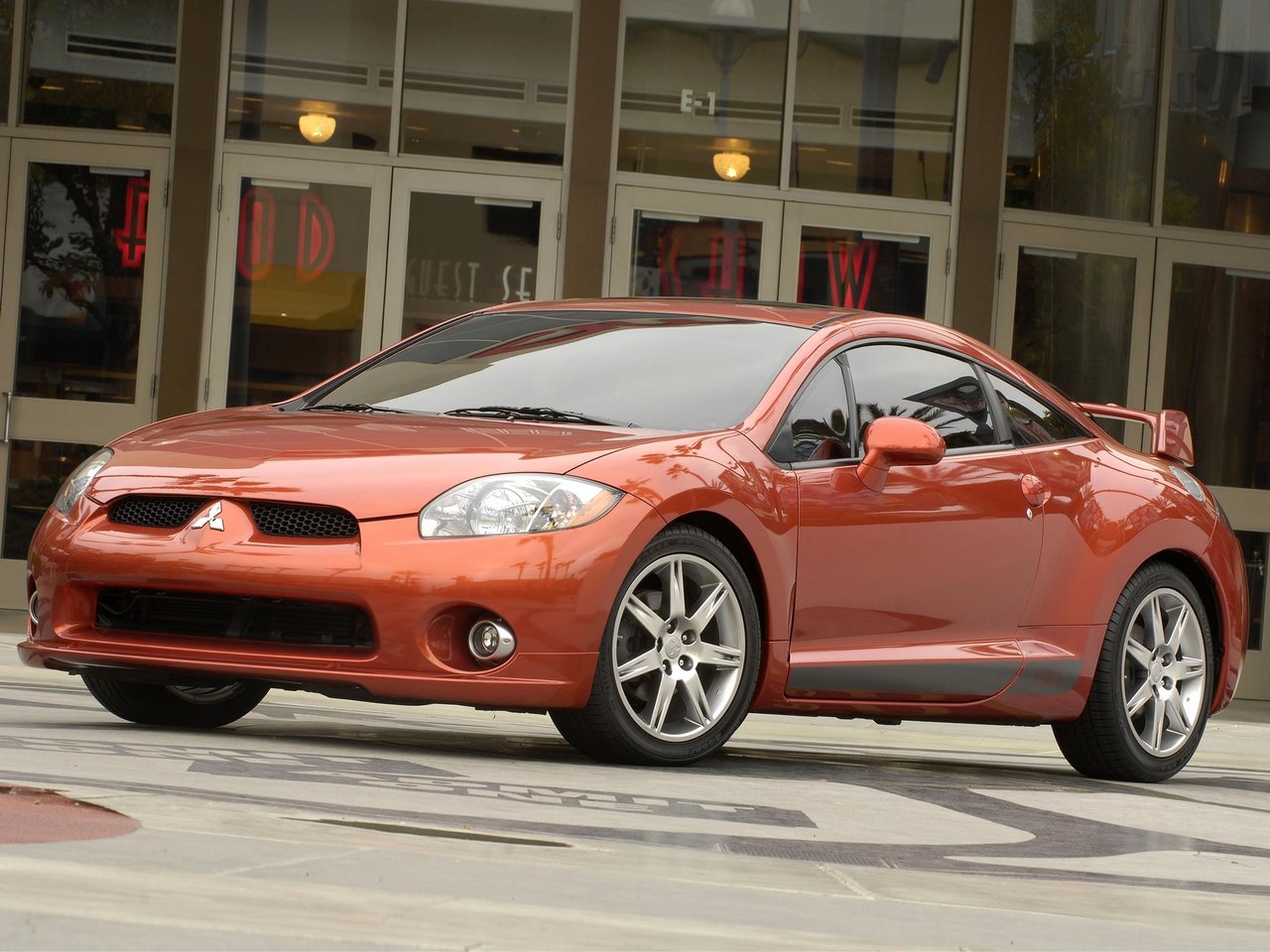 Фото Mitsubishi Eclipse IV