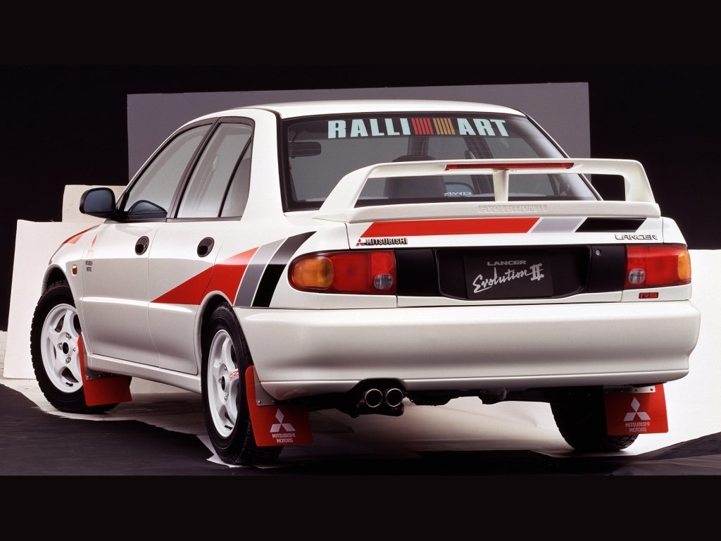 Фото Mitsubishi Lancer Evolution II