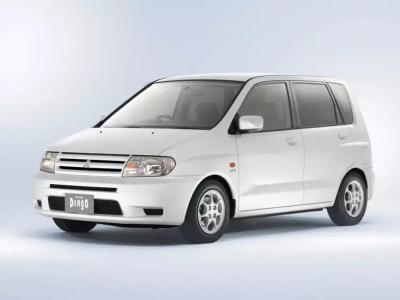 Фото Mitsubishi Dingo I Рестайлинг Хэтчбек 5 дв.