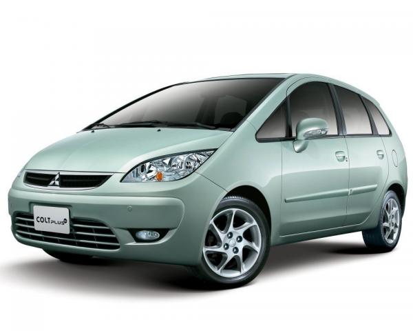 Фото Mitsubishi Colt VI (Z20/Z30) Универсал 5 дв. Plus