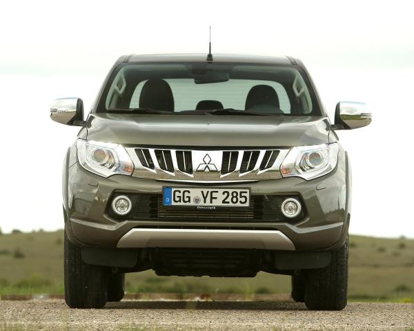 Фото Mitsubishi L200 V Пикап Двойная кабина