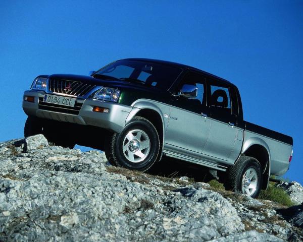 Фото Mitsubishi L200 III Пикап Двойная кабина