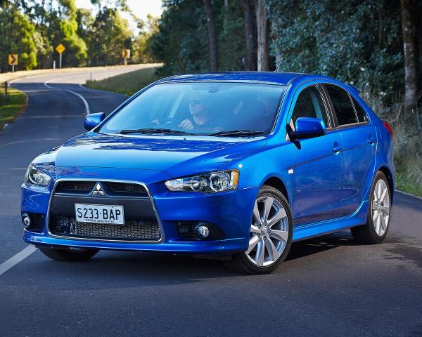 Фото Mitsubishi Lancer X Рестайлинг Хэтчбек 5 дв.