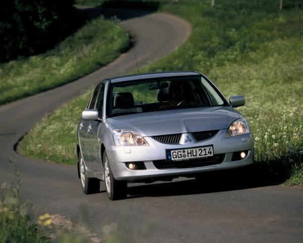 Фото Mitsubishi Lancer IX Седан