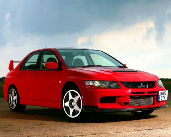 Фото Mitsubishi Lancer Evolution IX Седан