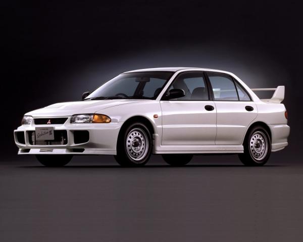 Фото Mitsubishi Lancer Evolution III Седан