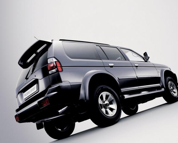 Фото Mitsubishi Pajero Sport I Рестайлинг Внедорожник 5 дв.