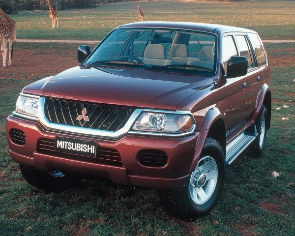 Фото Mitsubishi Challenger I Рестайлинг Внедорожник 5 дв.