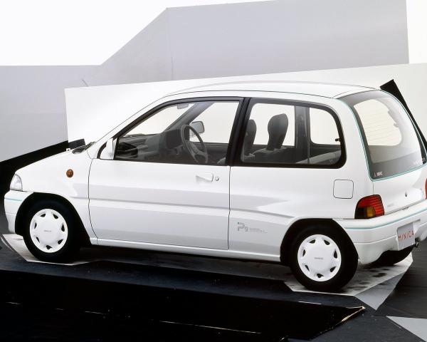 Фото Mitsubishi Minica VI Хэтчбек 3 дв.