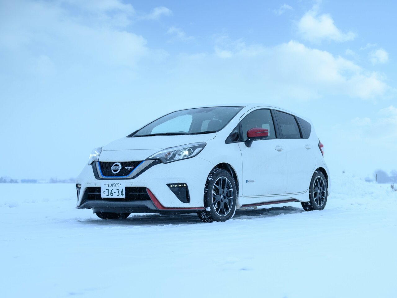 Фото Nissan Note II Рестайлинг