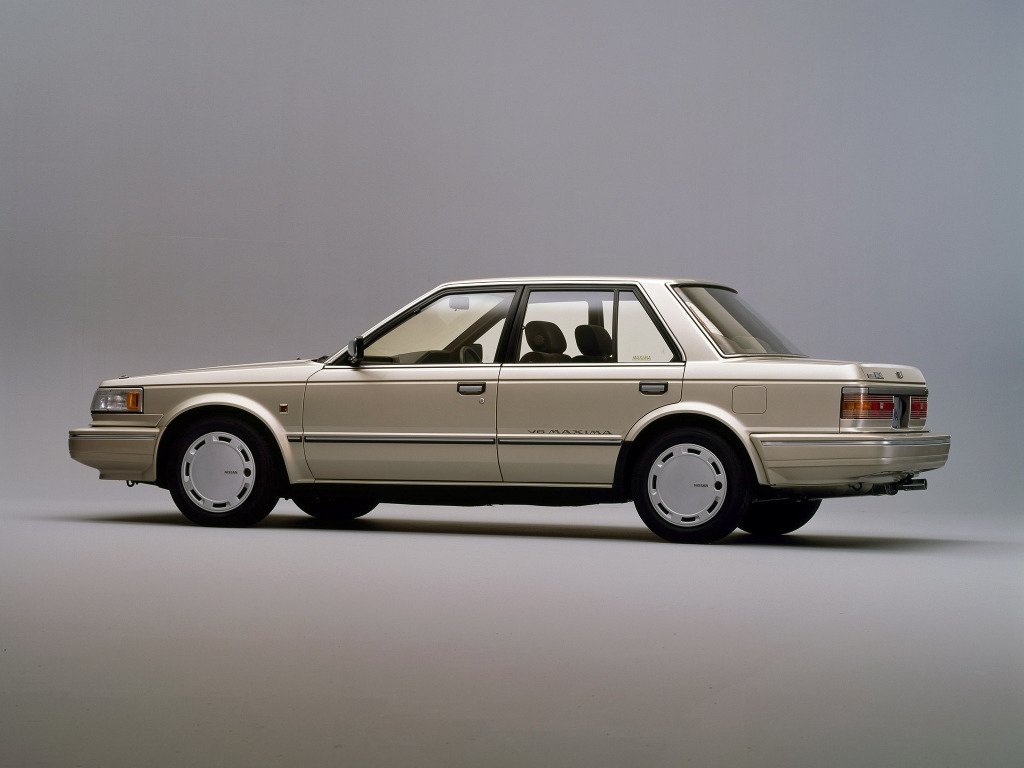 Фото Nissan Bluebird VII (U11)