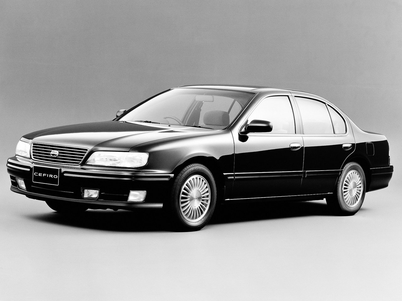 Фото Nissan Cefiro II (A32)