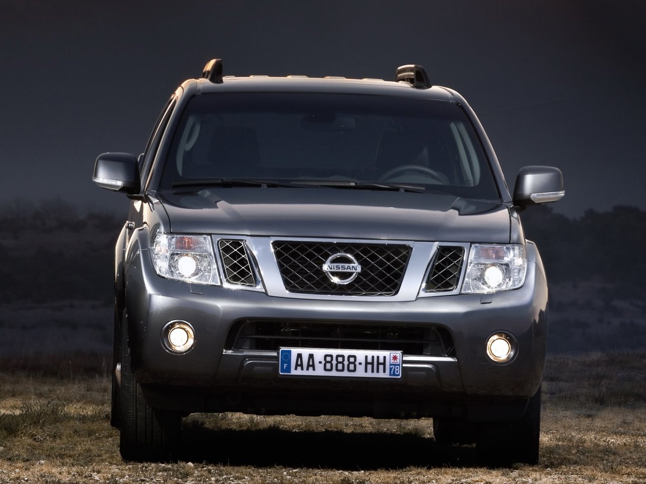 Фото Nissan Pathfinder III Рестайлинг