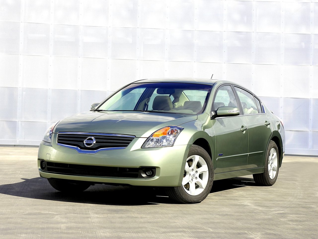 Фото Nissan Altima IV (L32)