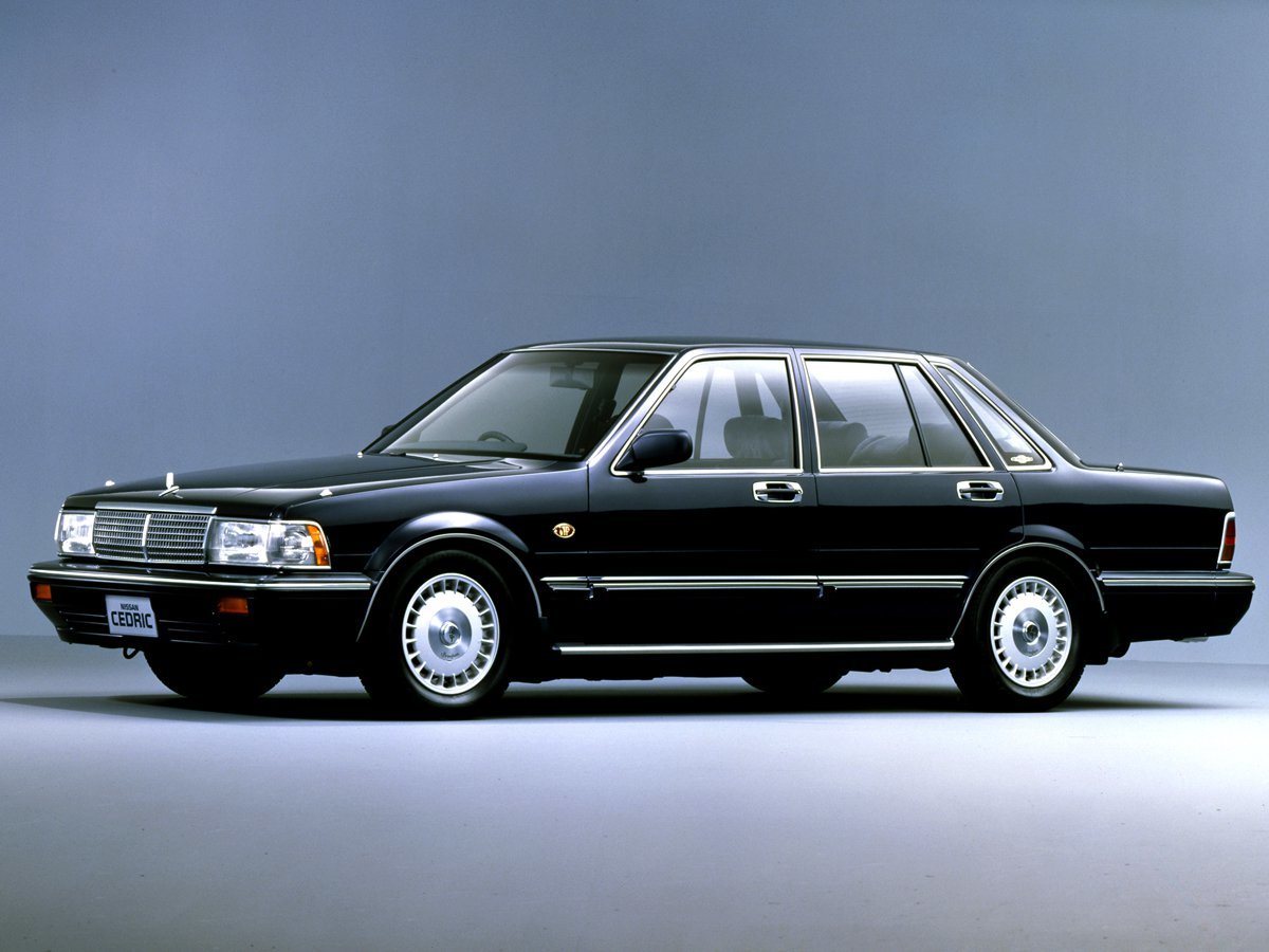 Фото Nissan Cedric VII (Y31)