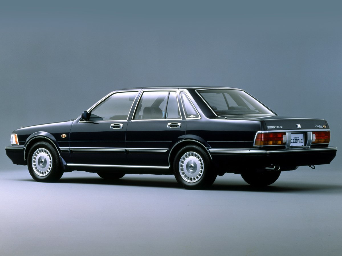 Фото Nissan Cedric VII (Y31)