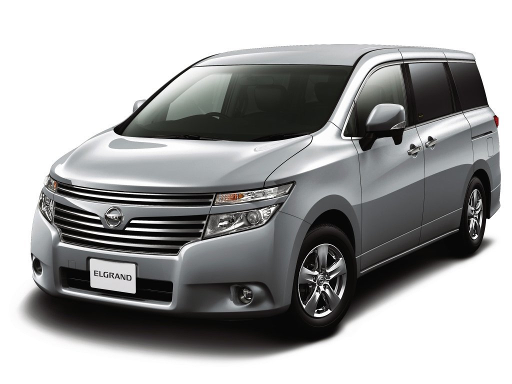 Фото Nissan Elgrand III (E52)