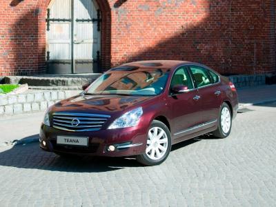 Фото Nissan Teana II Седан