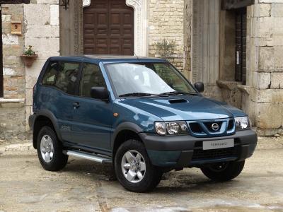 Фото Nissan Terrano II Рестайлинг 2 Внедорожник 3 дв.