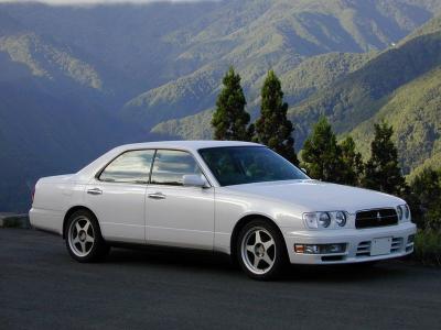 Фото Nissan Cedric  Седан