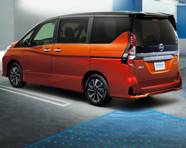 Фото Nissan Serena V Рестайлинг Минивэн