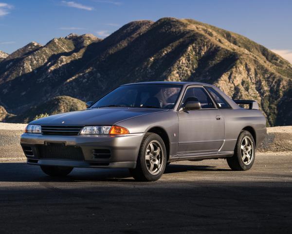 Фото Nissan Skyline VIII (R32) Купе GT-R